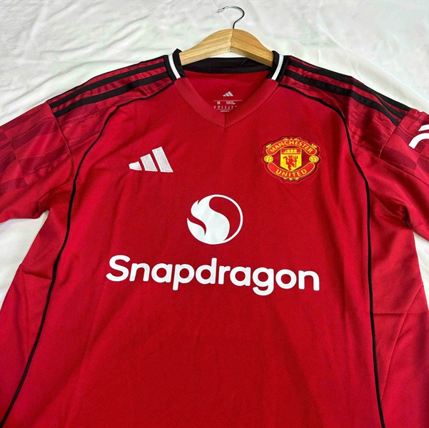 Áo bóng đá retro MU 25/26 MÀU ĐỎ vải Cotton Polyester