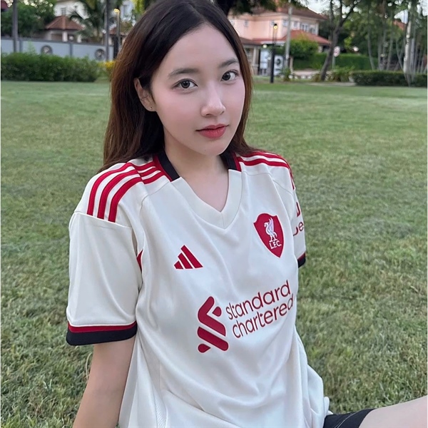 Áo bóng đá retro liverpool 2025/2026 MÀU KEM vải Cotton Polyester thời trang blockcore